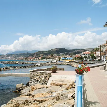 Locazione Turistica Casa Mare Cipressa